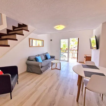 Close To The Sea 플라야데라스아메리카스