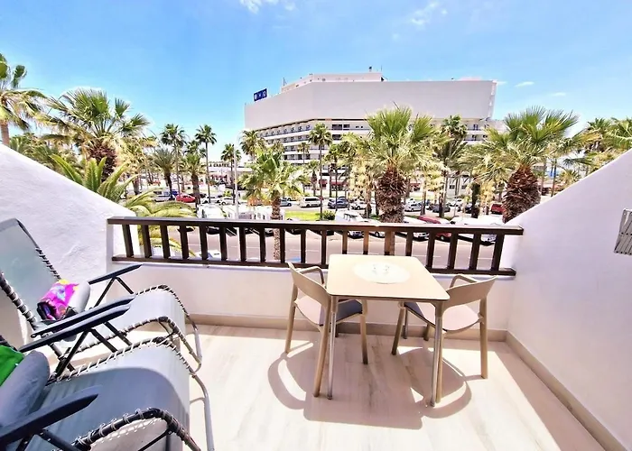 Close To The Sea Playa de las Américas